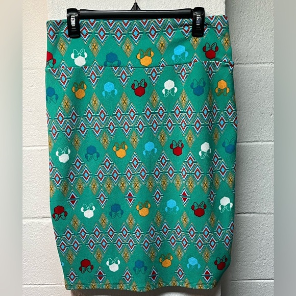 Lularoe Cassie Pencil Skirt Size
L Minnie Mouse. - Picture 1 of 4